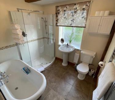 Bishop Sutton House | Chew Valley Retreat Suite