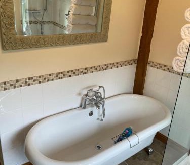 Bishop Sutton House | Chew Valley Retreat Suite