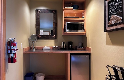 Winthrop Hotel | Chewuch Inn and Cabins