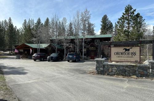 Winthrop Cabin | Chewuch Inn & Cabins