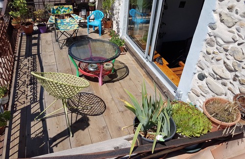 Tallard House | Chez A-Création: atypical house in the heart of the village of Tallard