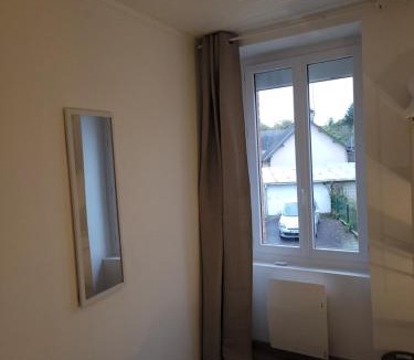 Mernel House | Chez Alec