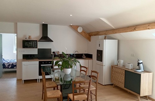 Salles-Curan Apartment | Chez Alex et Flo F3 cosy and comfortable