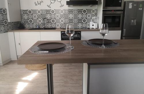 Louzac-Saint-Andre House | Chez Alex et Sophie