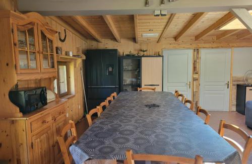 Sainte-Marie-de-Cuines Apartment | chez Alex et Francesca