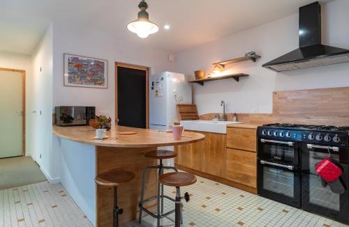 Saint-Nic House | Chez Alice et Antoine - 300 m de la plage