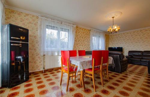 Villenauxe-la-Grande House | Chez alice