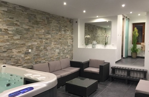 Neuve-Eglise Apartment | Chez Alice - Gite Alsace Pool Jacuzzi Spa