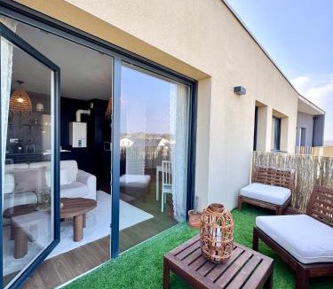 Le Rheu Apartment | Chez Ambroise, avec balcon et parking