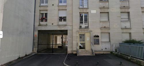 Centre Ville Apartment | Chez Anais - Charmant Studio - Centre de Compiegne