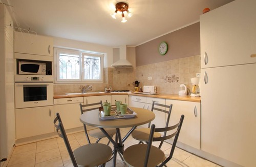 Castetbon House | Chez Anglade - Castetbon