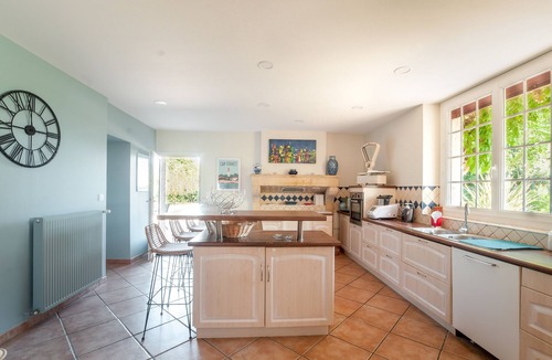 Montpouillan House | Chez Annie et William