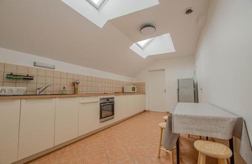 Onjon House | Chez annie