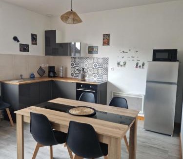 Montceau-les-Mines Apartment | Chez Aurélie et Bruno