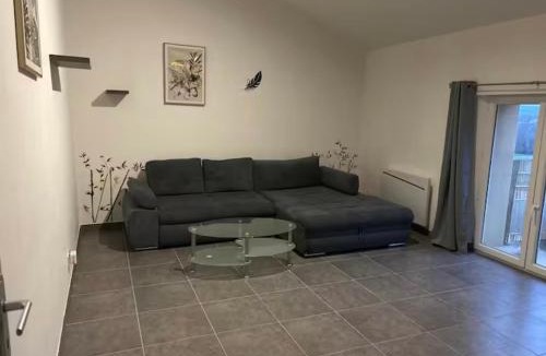 Agnin Apartment | Chez aurelie
