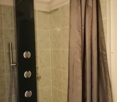 Saint-Saturnin-les-Avignon House | chez bruno et marie jo