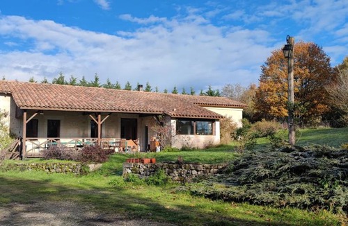 Brossac House | Chez Bardon