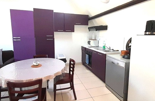 Azay-le-Rideau Apartment | Chez Benjamin -> Terrace & Table tennis 2 to 4 pers.