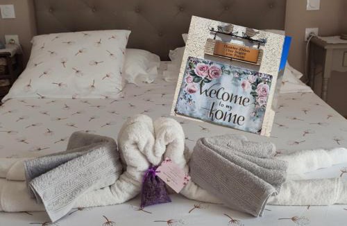 Sorgues Bed & Breakfast | Chez Brigitte Chambre d hôtes avec cour privative,piscine,