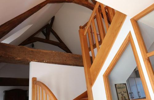 Souvigny House | Chez Célestine