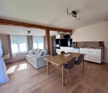 Saint-Lubin-des-Joncherets House | Chez coco
