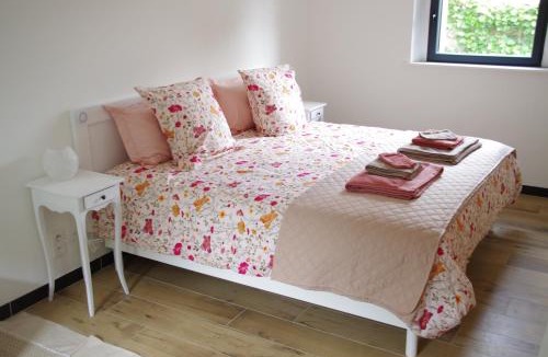 La Mancelliere-sur-Vire Bed & Breakfast | Chez Camille et Pierre