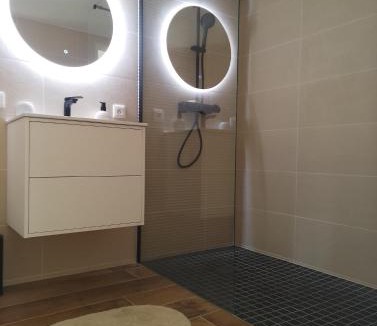 La Mancelliere-sur-Vire Bed & Breakfast | Chez Camille et Pierre