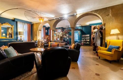 Arnay-le-Duc Hotel | Chez Camille