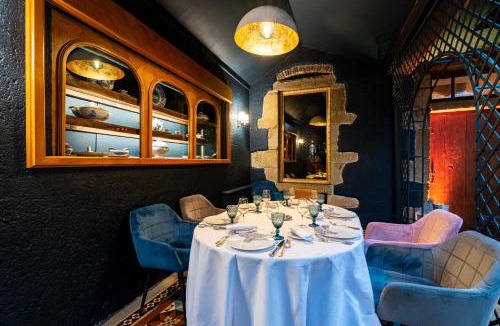 Arnay-le-Duc Hotel | Chez Camille