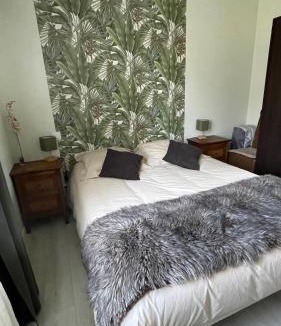 Revel House | Chez Cathie & Didier