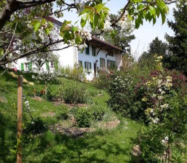 Arzier Bed & Breakfast | Chez Cathy