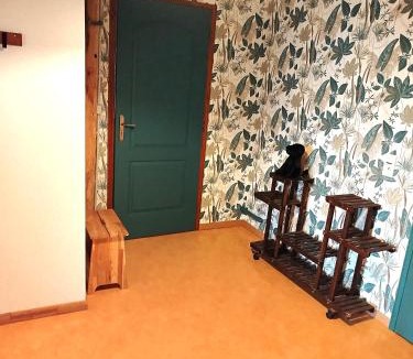 Mazerny House | CHEZ CELINE en campagne