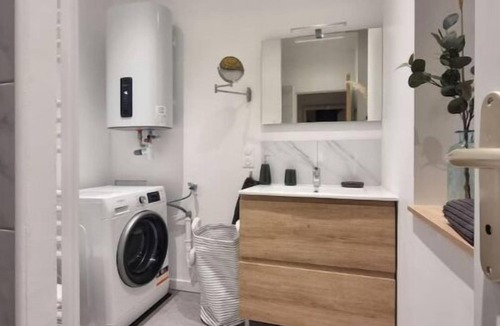 Saint-Amand-les-Eaux Apartment | Chez Clément et Mathilde - Studio Hyper Centre