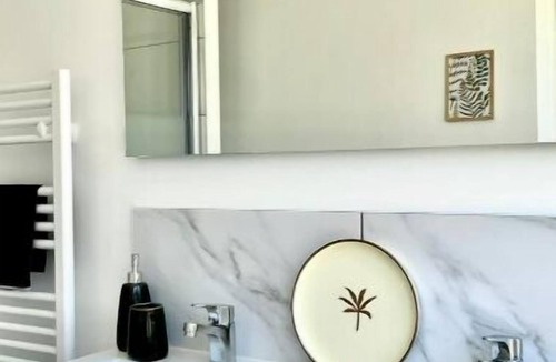 Saint-Amand-les-Eaux Apartment | Chez Clément et Mathilde -T2 Hyper Centre