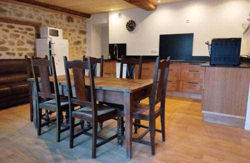 Saint-Estephe House | Chez Combo