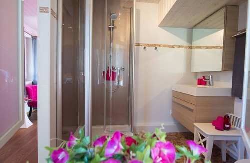 Saillon House | Chez Constance