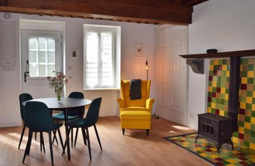 Vauclaix House | Chez Daniel