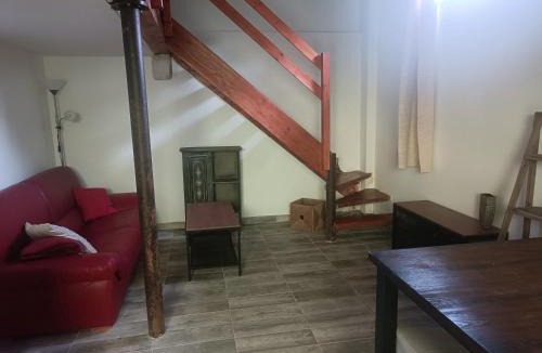 Rognonas Apartment | Chez Delph