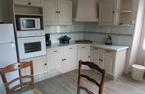 Champaubert House | Chez Denise