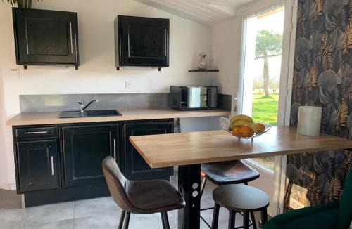 Bazoges-en-Paillers Apartment | Chez Dominique et Bruno à 20 mm du PuyduFou