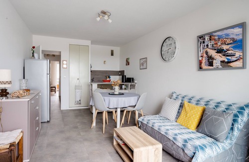 Courseulles-sur-Mer Apartment | Chez Doudou - Appt pour 4