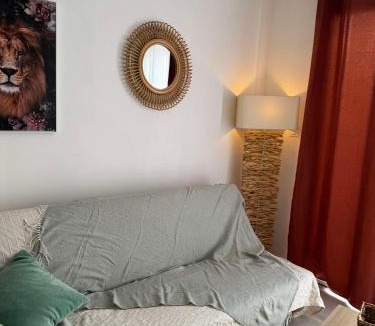 La Brillanne Apartment | Chez Elena