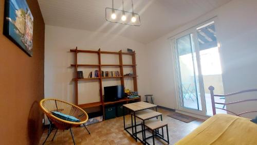 Oraison House | Chez ELLE