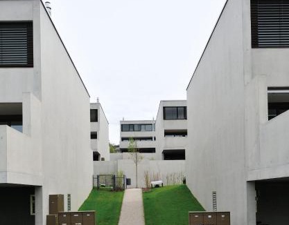 Courtepin House | Chez Elsa et Agou - chambre confortable chez l'habitant