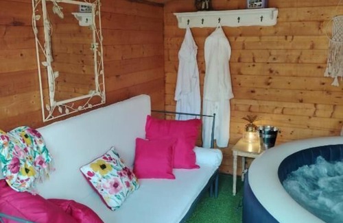 Signy-le-Petit Bed & Breakfast | Chez Fabiola et Alain