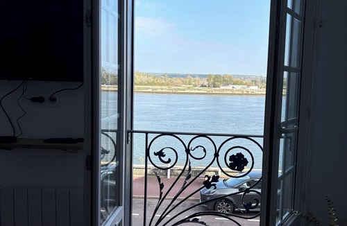La Bouille House | Chez Fil'O, a charming townhouse in La Bouille facing the Seine