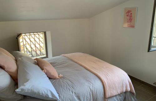 Saint-Quentin-la-Poterie Bed & Breakfast | Chez Fine