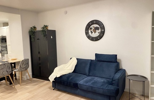 Graslin - Commerce Apartment | Chez Fitia T2 in Nantes Centre