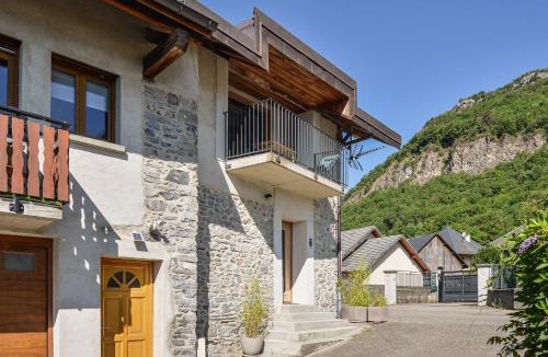 Saint-Pierre-d'Albigny Apartment | Chez Flo - clim parking - clg