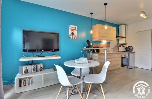 Saint-Pere House | Chez Suzan - SAINT-PERE-MARC-EN-POULET